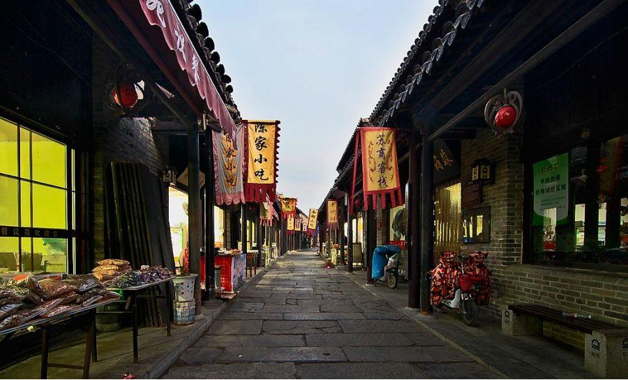中专学校究竟要学什么专业将来可以有好的发展前景?
